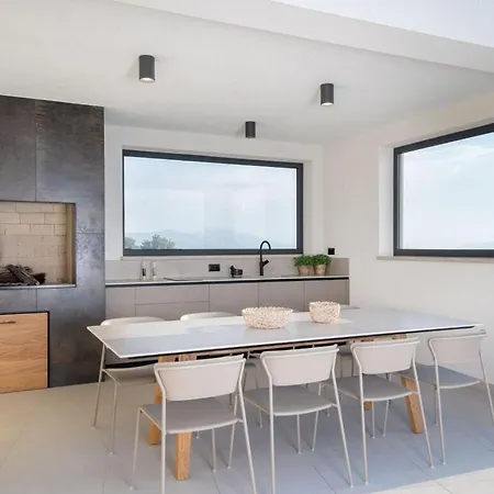 Rovni Comfortable Holiday * Labin (Istria)